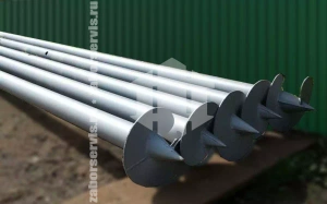 Забор из профнастила на винтовых сваях